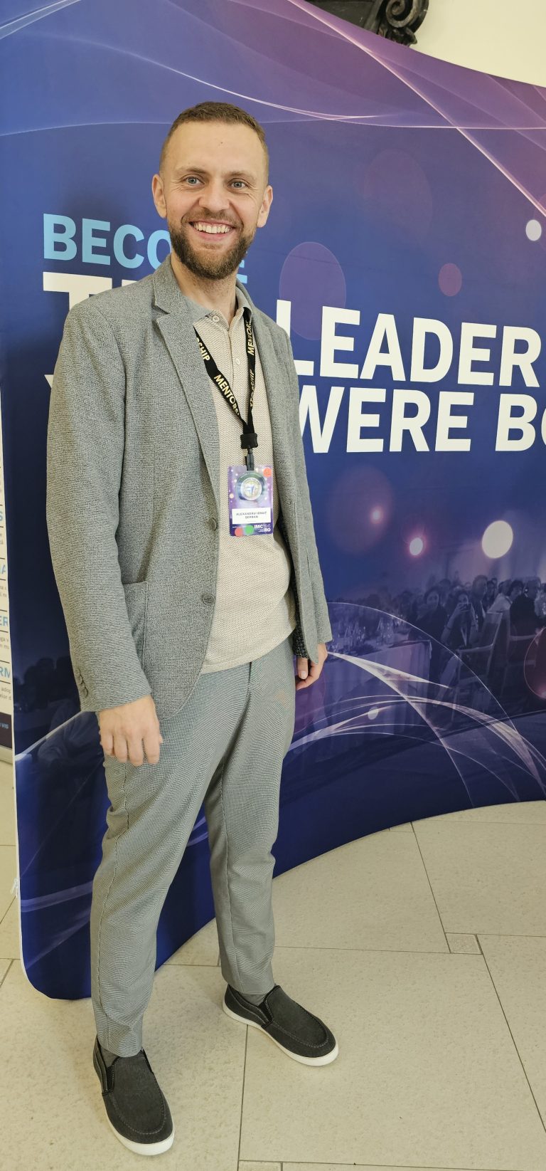 Alexandru Serban la o conferință de leadership